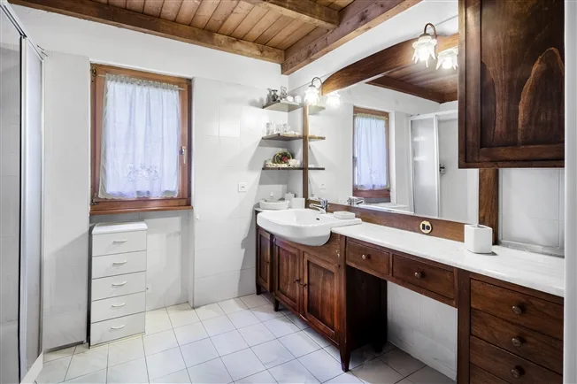 4.5 Zimmer Einfamilienhaus in Gorduno – Foto 7 von 11