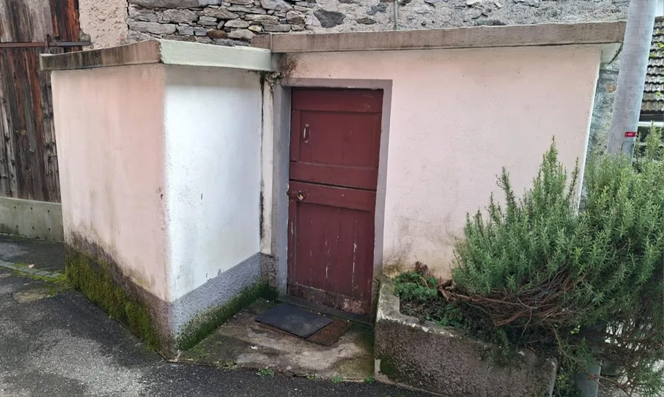 4.5 Zimmer Einfamilienhaus in Gnosca – Foto 9 von 9