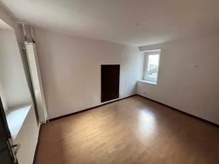 4.5 Zimmer Einfamilienhaus in Gnosca – Foto 5 von 9