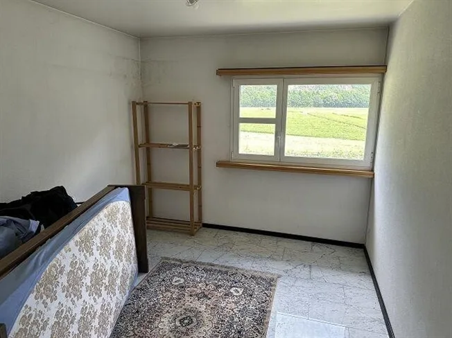 5.5 Zimmer Einfamilienhaus in Gnosca – Foto 11 von 13
