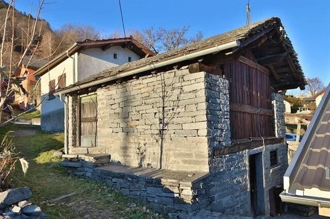 6.5 Zimmer Einfamilienhaus in Sta. Maria in Calanca – photo 12 sur 13