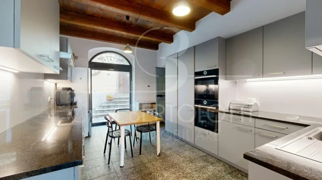 8.5 Zimmer Einfamilienhaus in Vira (Gambarogno) – foto 6 di 10