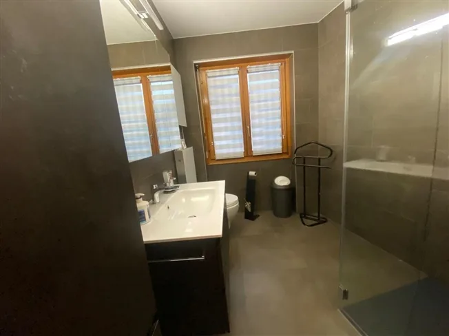 7.5 Zimmer Einfamilienhaus in Pianezzo – foto 10 di 13