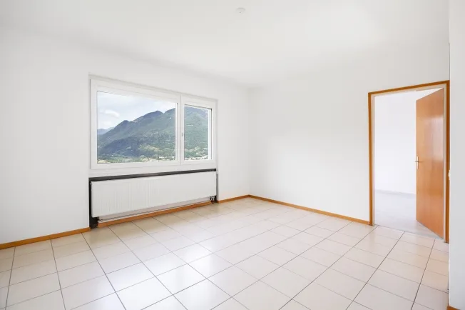 4.5 Zimmer Einfamilienhaus in Pianezzo – Foto 3 von 12