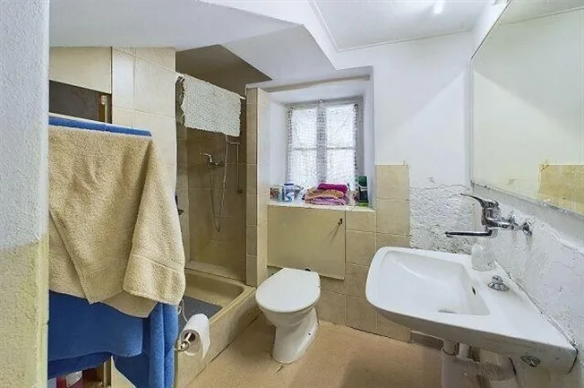5.5 Zimmer Einfamilienhaus in S. Antonino – foto 7 di 13