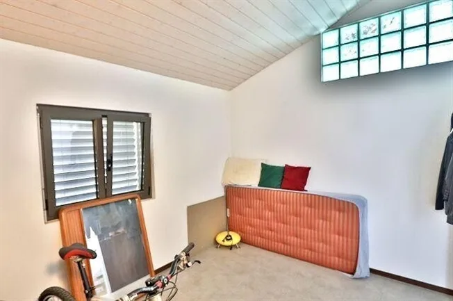 9.5 Zimmer Einfamilienhaus in Gordola – Foto 11 von 13