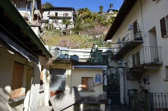 6.5 Zimmer Einfamilienhaus in Agarone – Foto 8 von 13