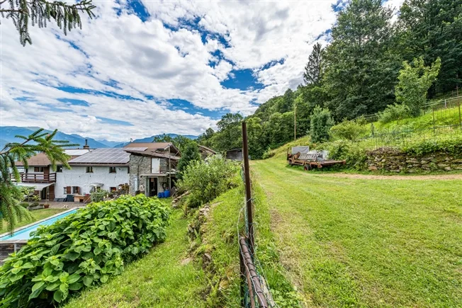 6.5 Zimmer Einfamilienhaus, 6599 Robasacco