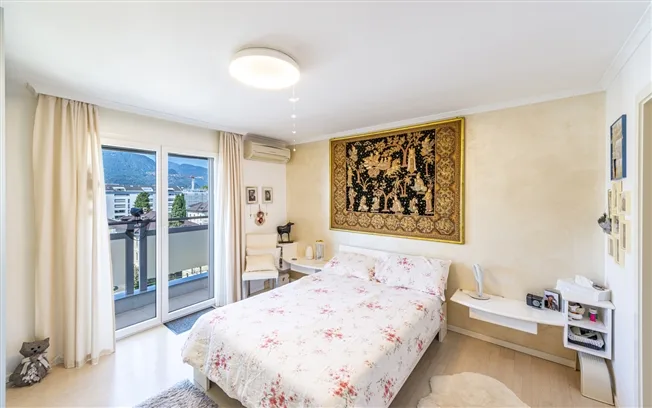 4.5 Zimmer Attikawohnung in Locarno – Foto 6 von 9