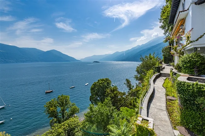 7.5 Zimmer Villa in Ascona – Foto 2 von 16