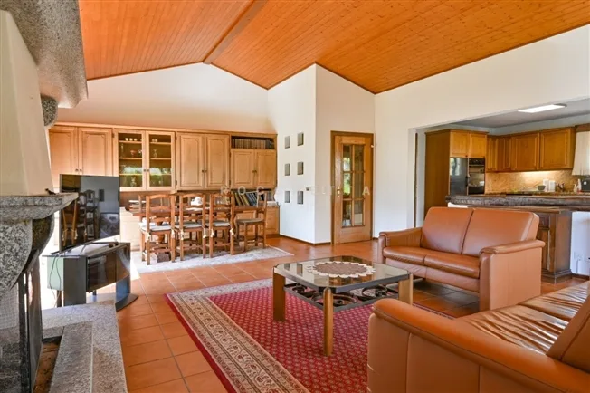 4.5 Zimmer Einfamilienhaus in Ascona – Foto 7 von 11