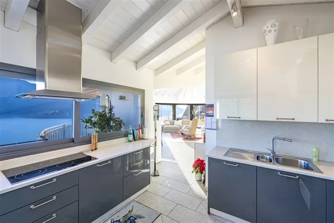 6.5 Zimmer Villa in Brissago – Foto 9 von 14