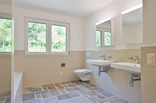 4.5 Zimmer Einfamilienhaus in Losone – Foto 9 von 18