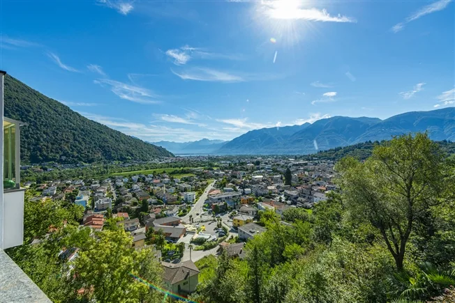 5.5 Zimmer Villa in Losone – Foto 14 von 16