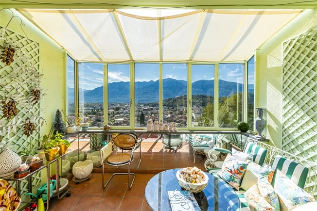 5.5 Zimmer Villa in Losone – Foto 9 von 16