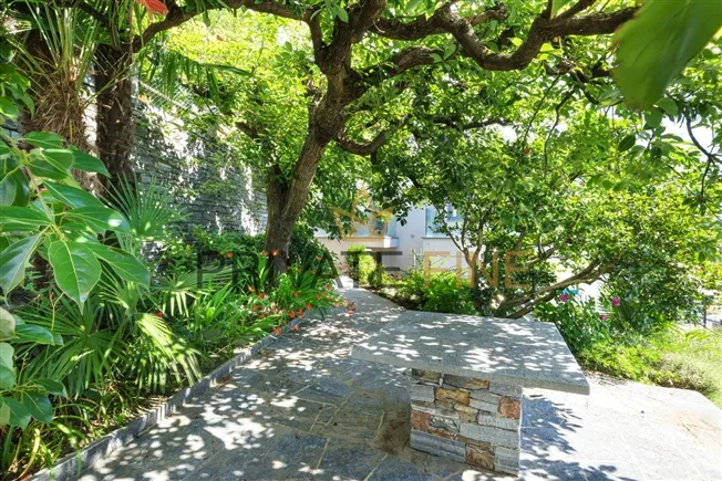 4.5 Zimmer Villa in Ronco sopra Ascona – foto 17 di 19