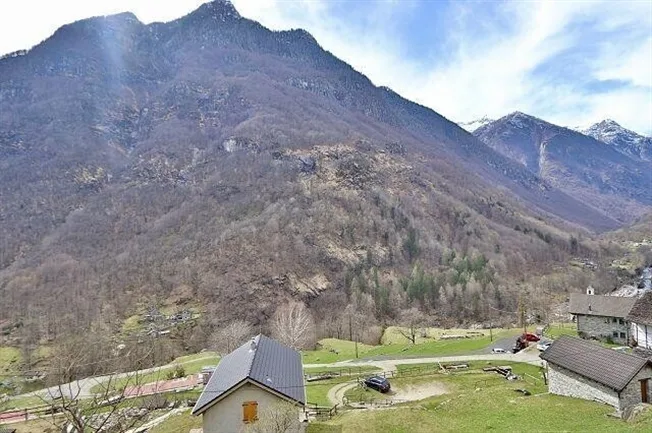 3.5 Zimmer Rustico in Lavertezzo – Foto 10 von 13