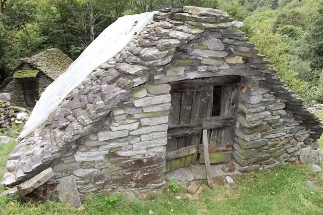 4 Zimmer Rustico in Gerra (Verzasca) – Foto 7 von 11