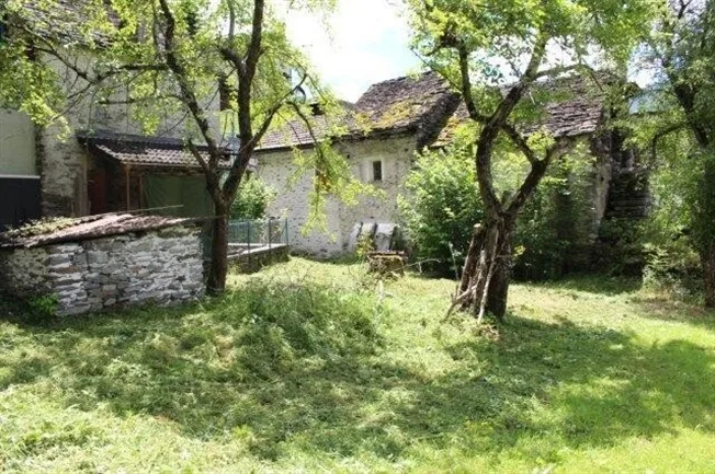 6.5 Zimmer Einfamilienhaus in Frasco – Foto 3 von 13