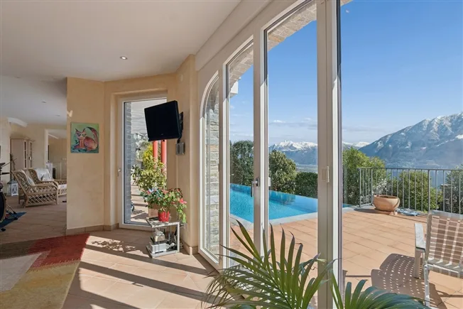 7.5 Zimmer Villa in Orselina – Foto 17 von 20