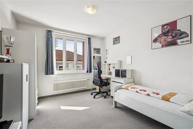 6.5 Zimmer Einfamilienhaus in Orselina – Foto 7 von 12