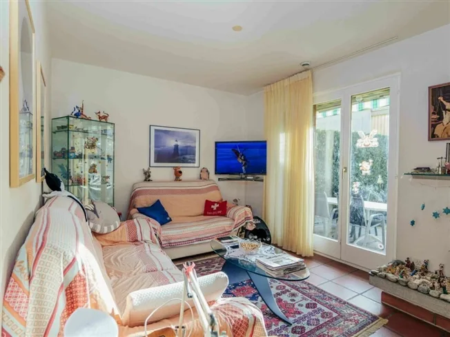 4.5 Zimmer Reihenfamilienhaus in Minusio – Foto 8 von 14