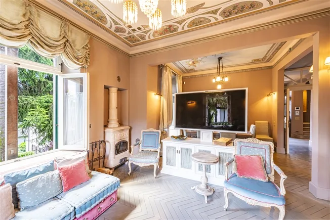 9.5 Zimmer Villa in Minusio – photo 10 of 17