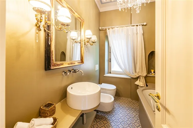 9.5 Zimmer Villa in Minusio – photo 15 of 17
