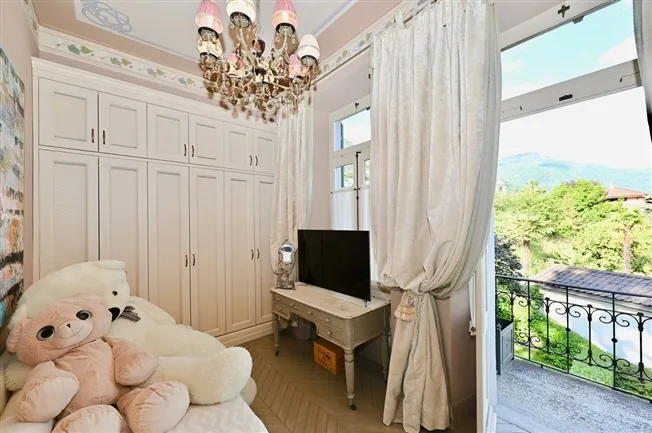 9 Zimmer Villa in Minusio – Foto 19 von 20
