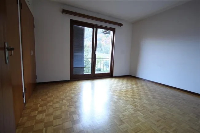 10.5 Zimmer Einfamilienhaus in Intragna – Foto 6 von 13