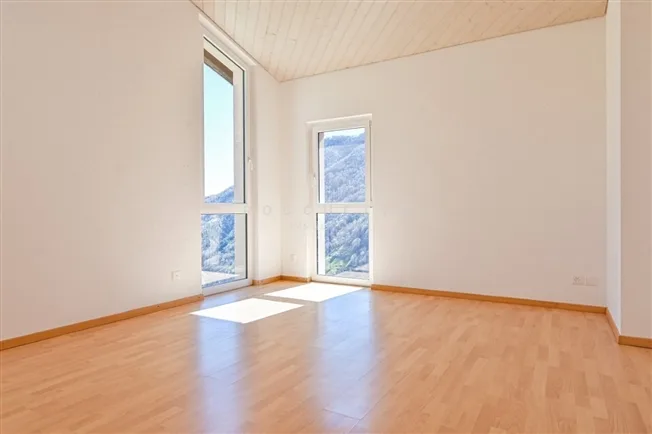 4.5 Zimmer Einfamilienhaus in Intragna – foto 11 di 15