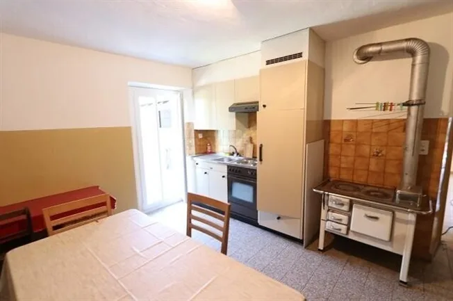 7.5 Zimmer Einfamilienhaus in Camedo – Foto 11 von 13