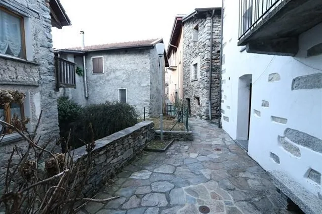 2 Zimmer Einfamilienhaus in Camedo – foto 9 di 13