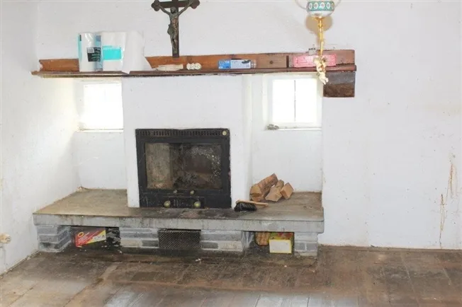 3.5 Zimmer Einfamilienhaus in Comologno – Foto 4 von 13