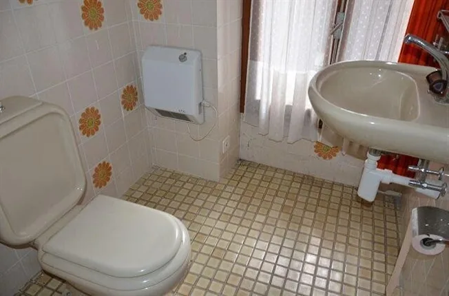 16.5 Zimmer Reihenfamilienhaus in Comologno – Foto 8 von 13