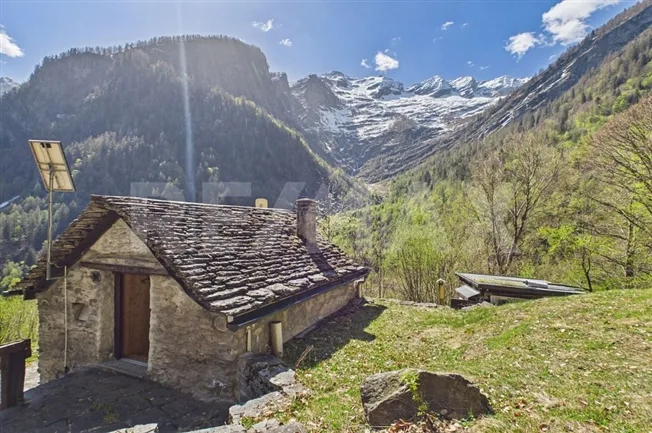 3 Zimmer Einfamilienhaus in Campo (Vallemaggia) – photo 6 of 13