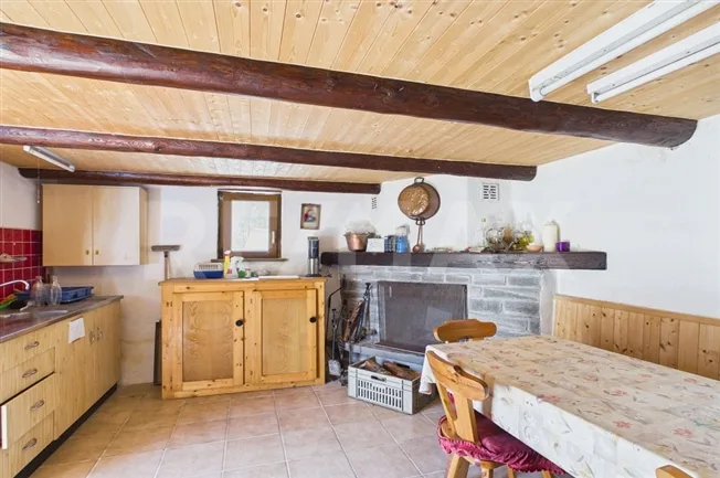 3 Zimmer Einfamilienhaus in Campo (Vallemaggia) – photo 9 of 13