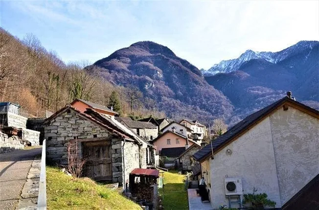 4.5 Zimmer Rustico in Cavergno – foto 9 di 13