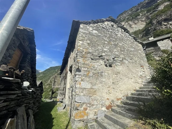 6.5 Zimmer Rustico in Brontallo – Foto 12 von 13
