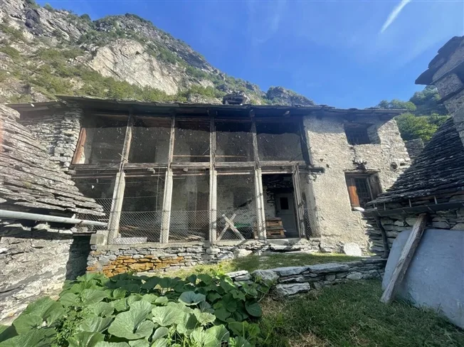6.5 Zimmer Rustico in Brontallo – Foto 7 von 13