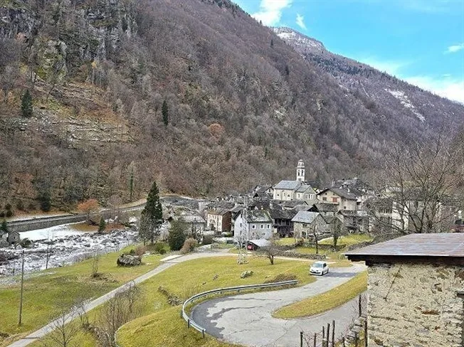 12.5 Zimmer Rustico in Prato-Sornico – foto 12 di 13