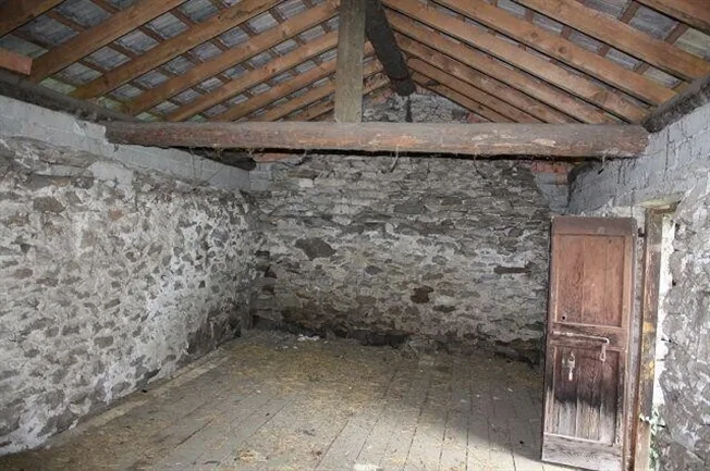 2.5 Zimmer Einfamilienhaus in Claro – Foto 4 von 9