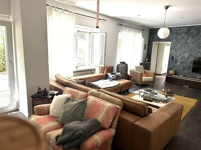 7.5 Zimmer Villa in Claro – Foto 2 von 13