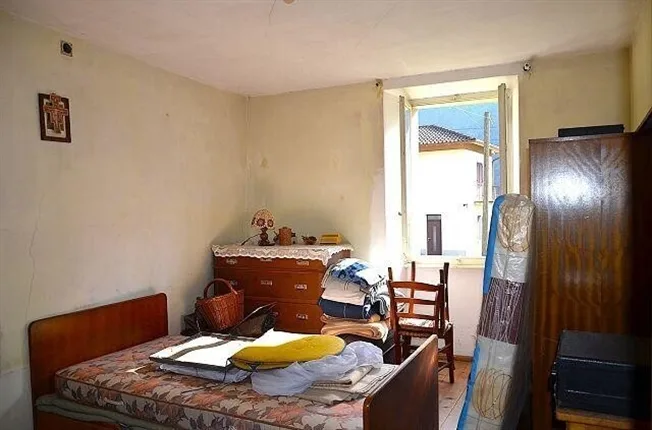 8.5 Zimmer Einfamilienhaus in Iragna – Foto 10 von 13