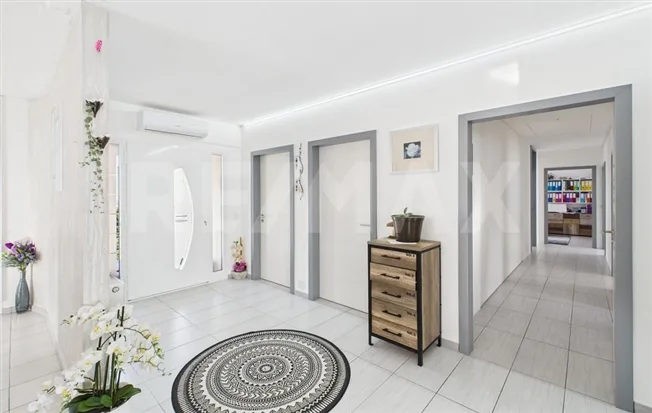 9 Zimmer Einfamilienhaus in Biasca – Foto 6 von 13