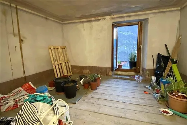 20.5 Zimmer Einfamilienhaus in Malvaglia – Foto 11 von 13