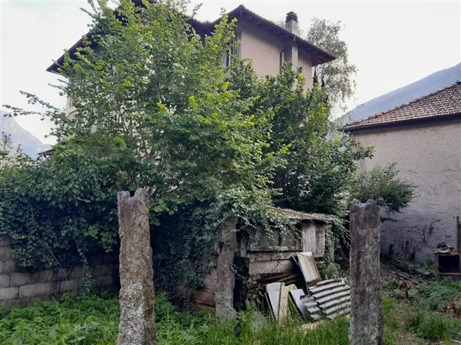 6.5 Zimmer Einfamilienhaus in Malvaglia – foto 11 di 13