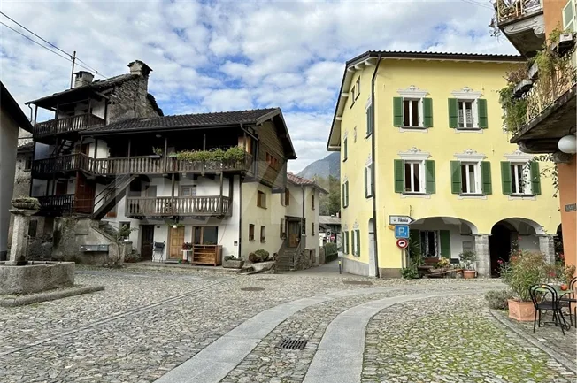 11 Zimmer Einfamilienhaus in Malvaglia – Foto 8 von 11
