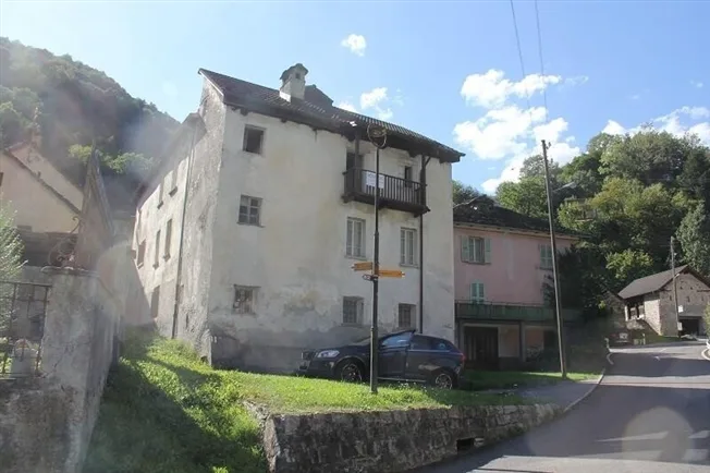 4 Zimmer Wohnung, 6716 Acquarossa