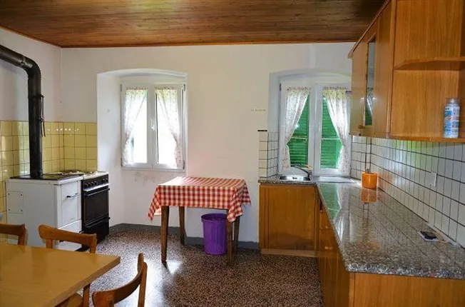 9.5 Zimmer Einfamilienhaus in Aquila – foto 4 di 13
